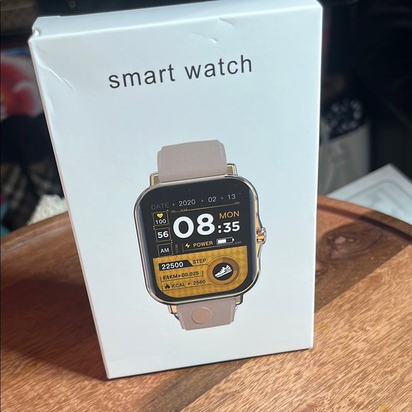 Smart Watch with Gold and Black Display - Picture 1 of 6